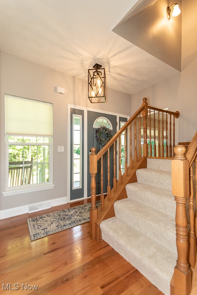 14780 Valentine Road Thompson, OH 44086 - Photo 3 of 34