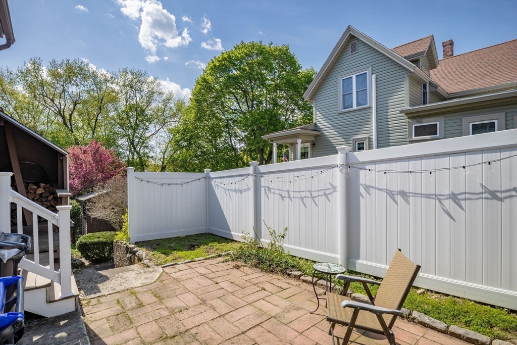 90 Manning Street Hudson, MA 01749 - Photo 27 of 38