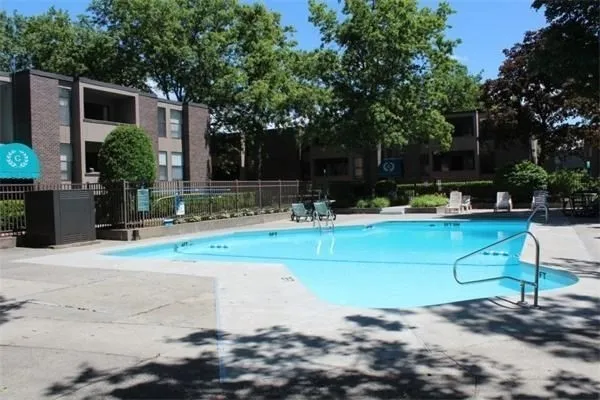 $1,795 | 30 Shrewsbury Green Drive, Unit J, Shrewsbury, MA 01545