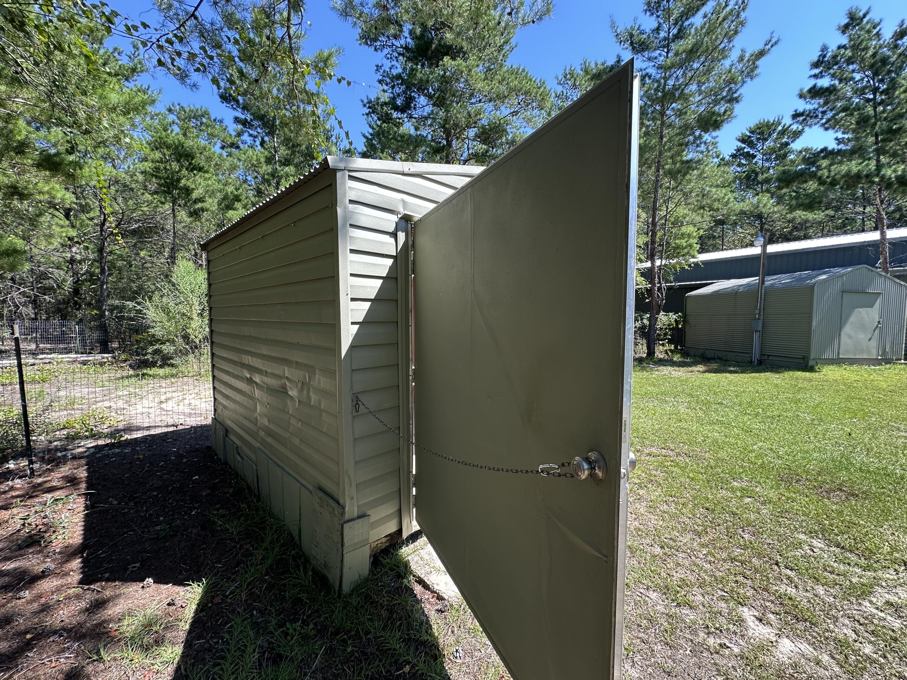 203 Delaware Road DeFuniak Springs, FL 32433 - Photo 45 of 85 a view of a back yard