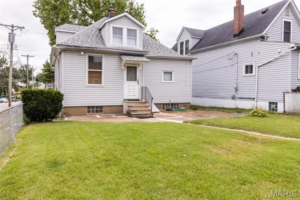 $199,900 | 711 Erskine Avenue, St. Louis, MO 63125