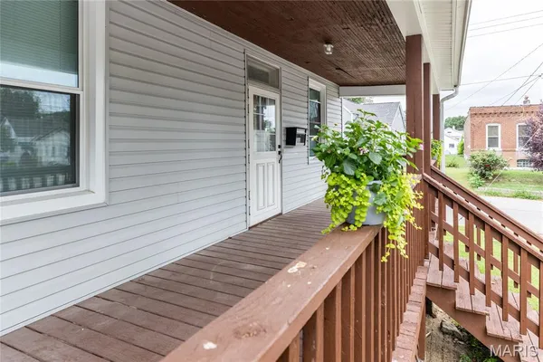 $199,900 | 711 Erskine Avenue, St. Louis, MO 63125