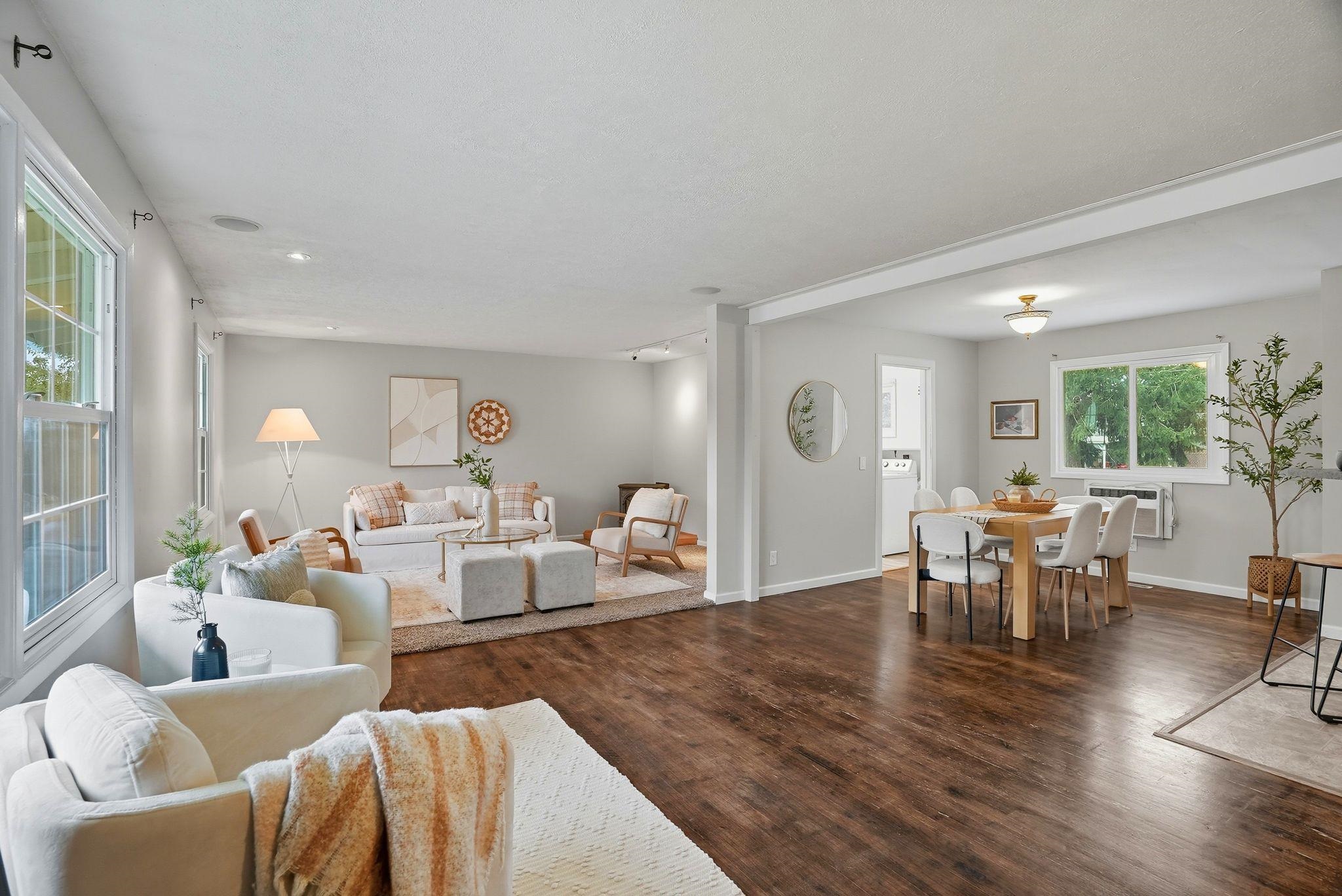 908 North Ravalli Court Spokane Valley, WA 99037 - Photo 3 of 31