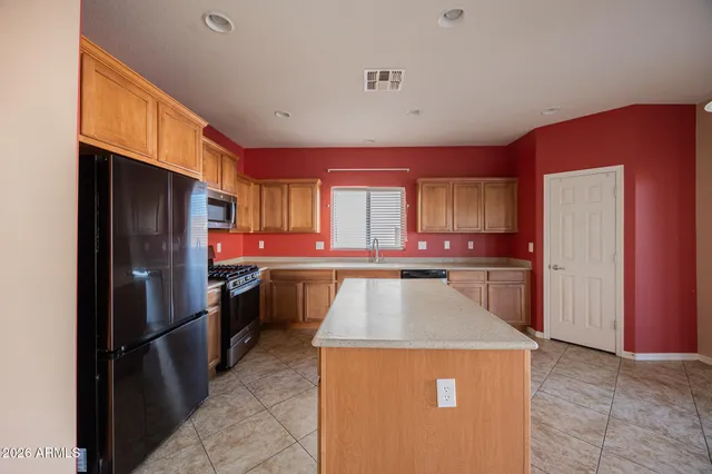 $1,995 | 30268 West Sheila Lane, Buckeye, AZ 85396