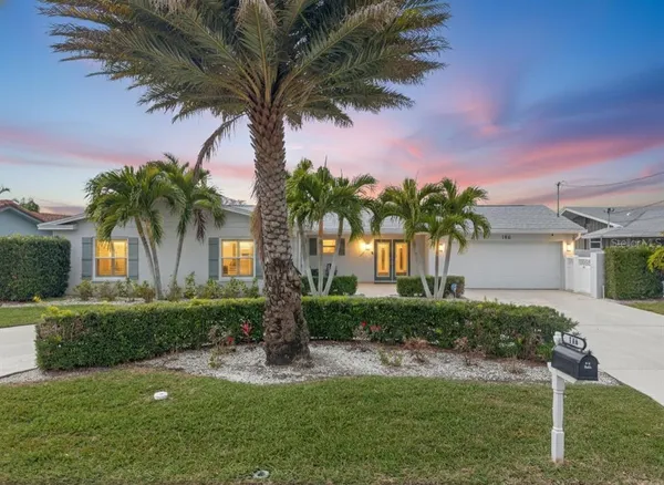 $1,749,000 | 136 Windward Island, Clearwater Beach, FL 33767