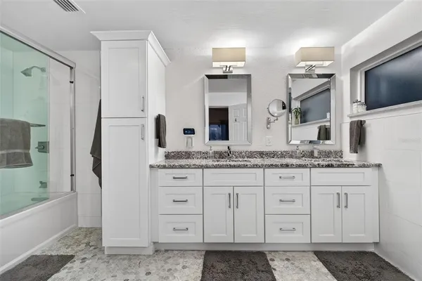 $1,749,000 | 136 Windward Island, Clearwater Beach, FL 33767