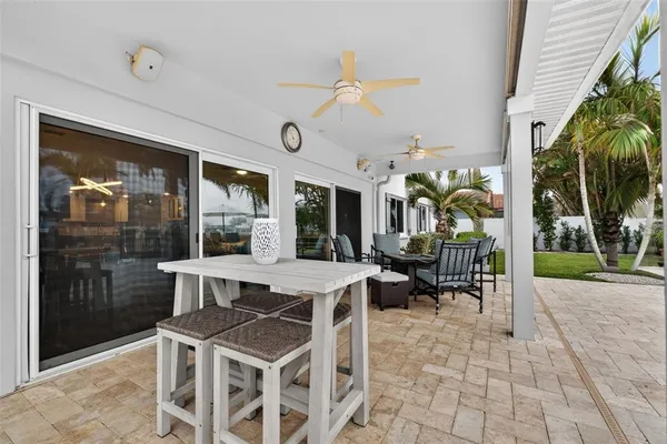 $1,749,000 | 136 Windward Island, Clearwater Beach, FL 33767