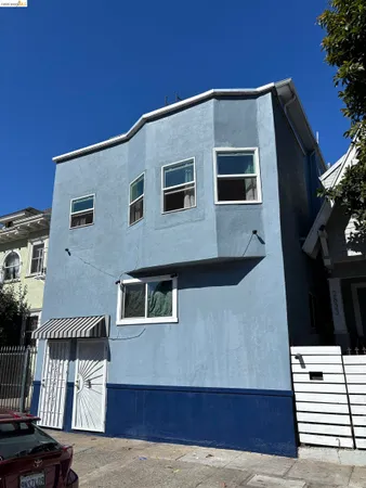 $849,000 | 2831 Martin Luther King Jr Way, Oakland, CA 94609
