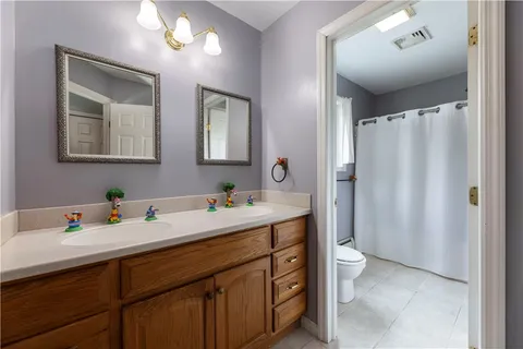 $749,900 | 36 Breakneck Hill Road, Killingly, CT 06241