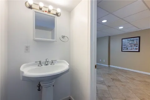 $749,900 | 36 Breakneck Hill Road, Killingly, CT 06241