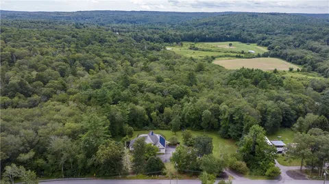 $749,900 | 36 Breakneck Hill Road, Killingly, CT 06241