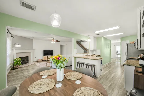 $425,000 | 38 Tallow Hill Place, Spring, TX 77382