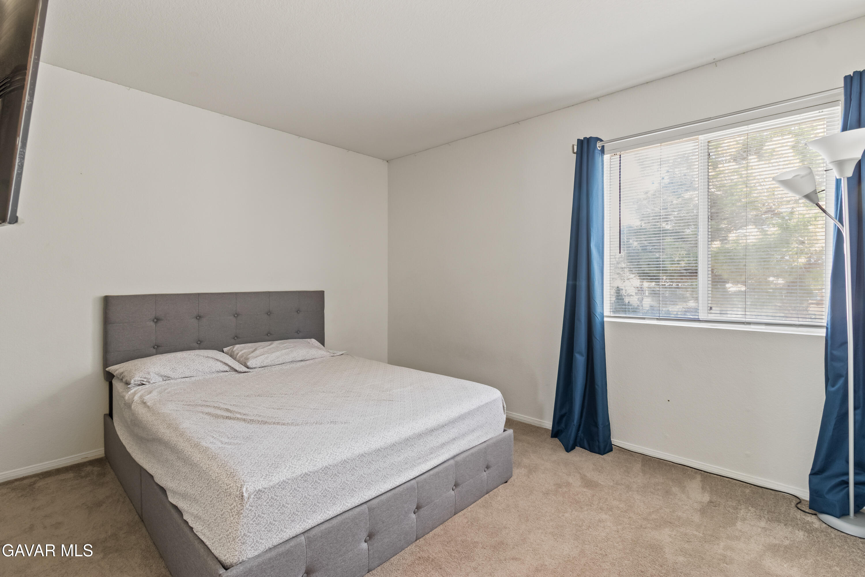 45728 Barham Avenue Lancaster, CA 93534 - Photo 11 of 14 11