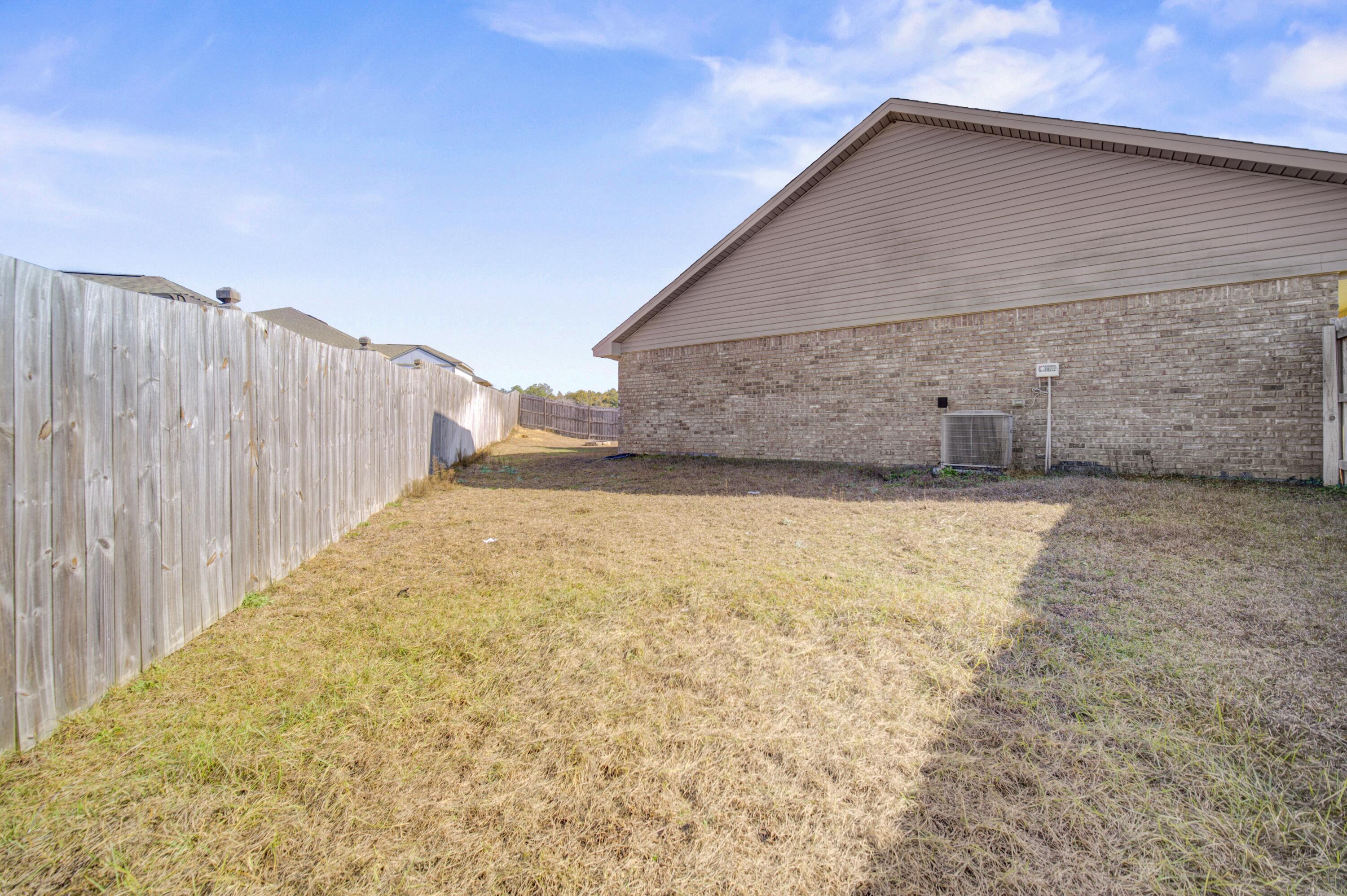 2045 Broad Street Crestview, FL 32536 - Photo 35 of 36 a view of a backyard of the house