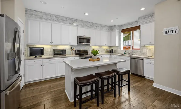 $699,000 | 228 Johnson Street, Windsor, CA 95492