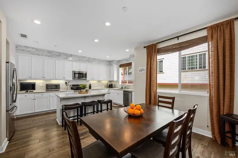 $719,000 | 228 Johnson Street, Windsor, CA 95492