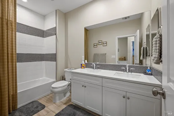 $699,000 | 228 Johnson Street, Windsor, CA 95492