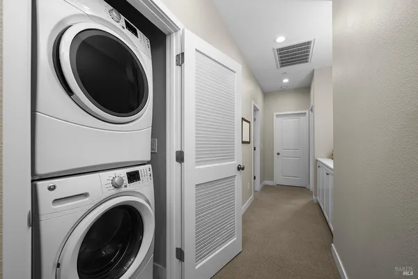 $719,000 | 228 Johnson Street, Windsor, CA 95492