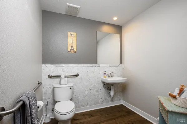 $699,000 | 228 Johnson Street, Windsor, CA 95492