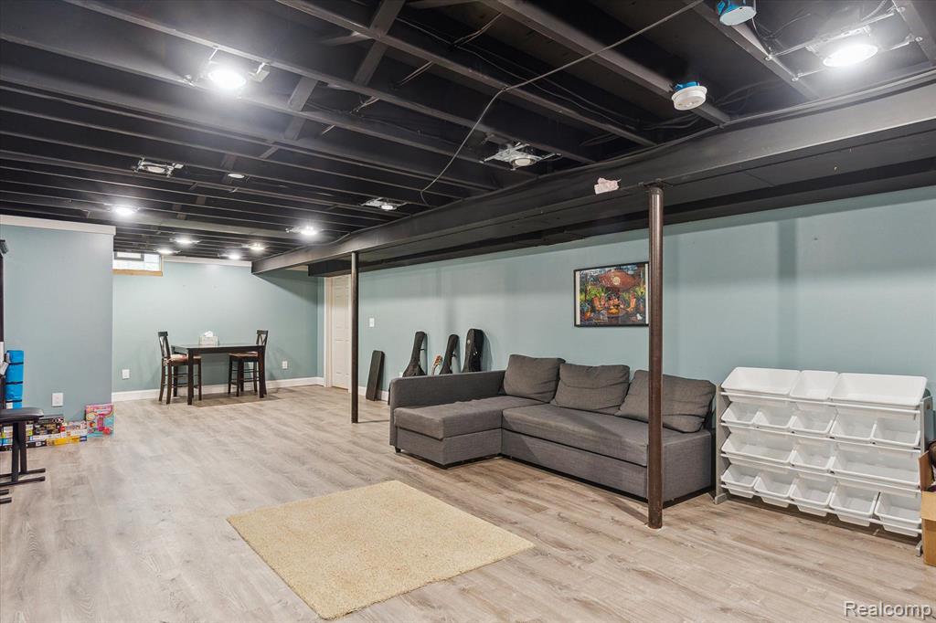 3005 West Commerce Road Milford, MI 48380 - Photo 25 of 54 Gallery Image 25