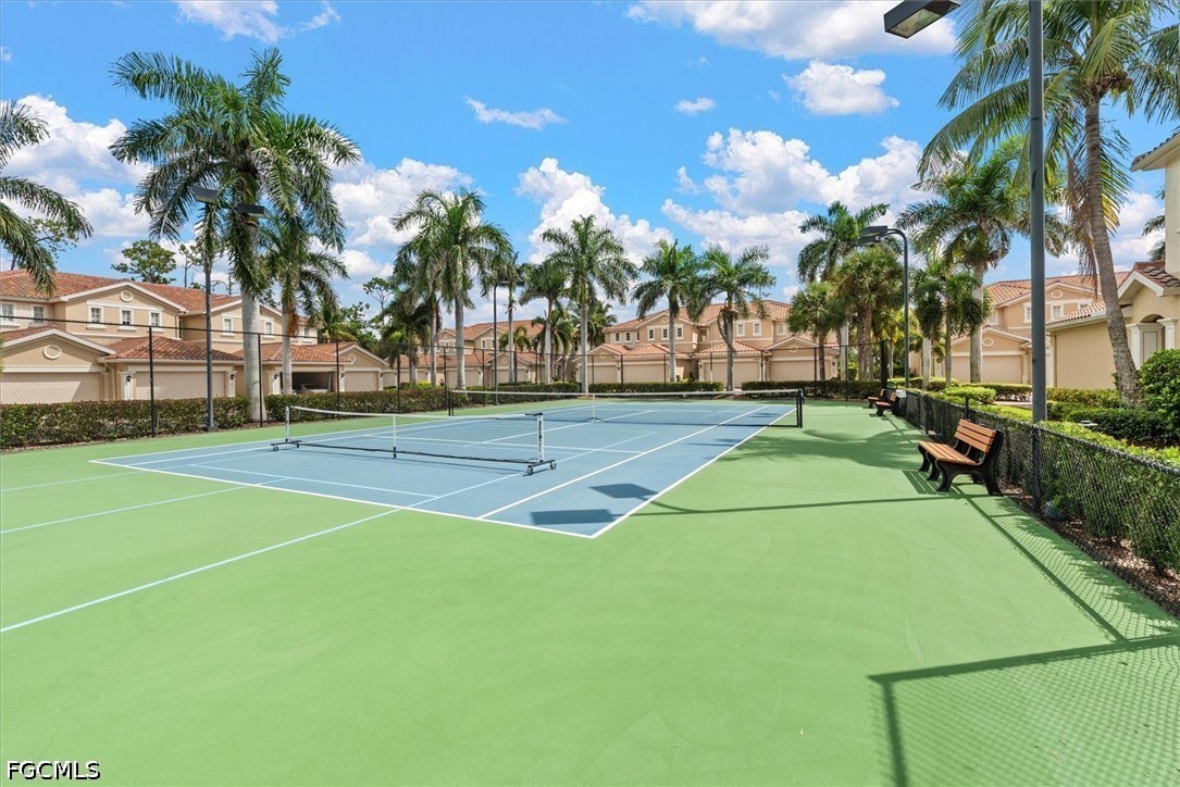 14951 Reflection Key Circle, Unit 531 Fort Myers, FL 33907 - Photo 28 of 36 a view of a basket ball ground