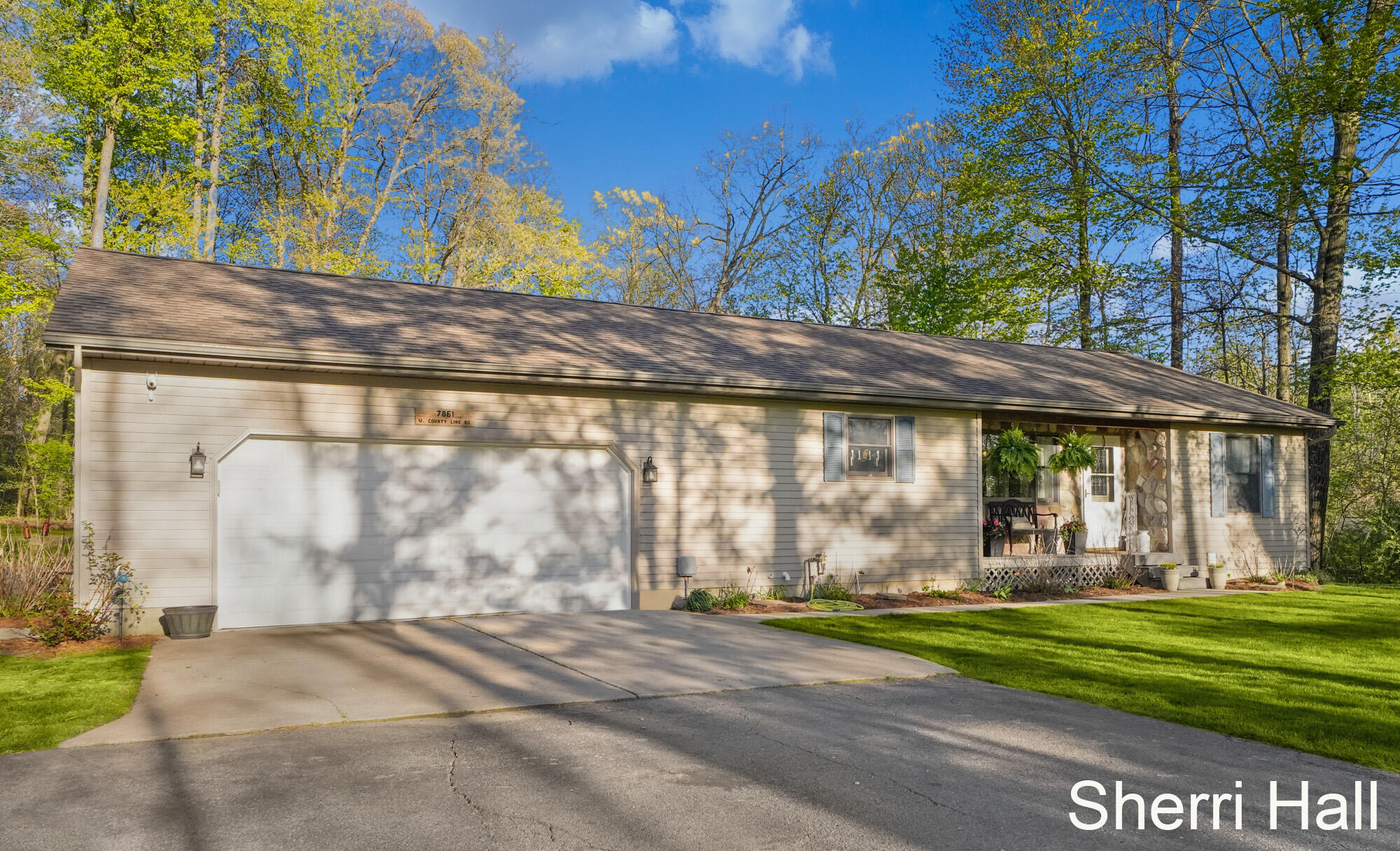7861 West County Line Road Greenville, MI 48838 - Photo 37 of 41 Front of home