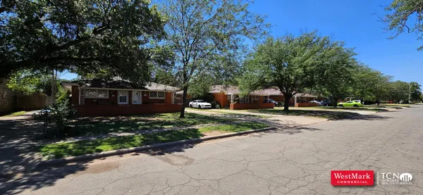 $1,100,000 | 3511-3519 35th Street, Lubbock, TX 79413