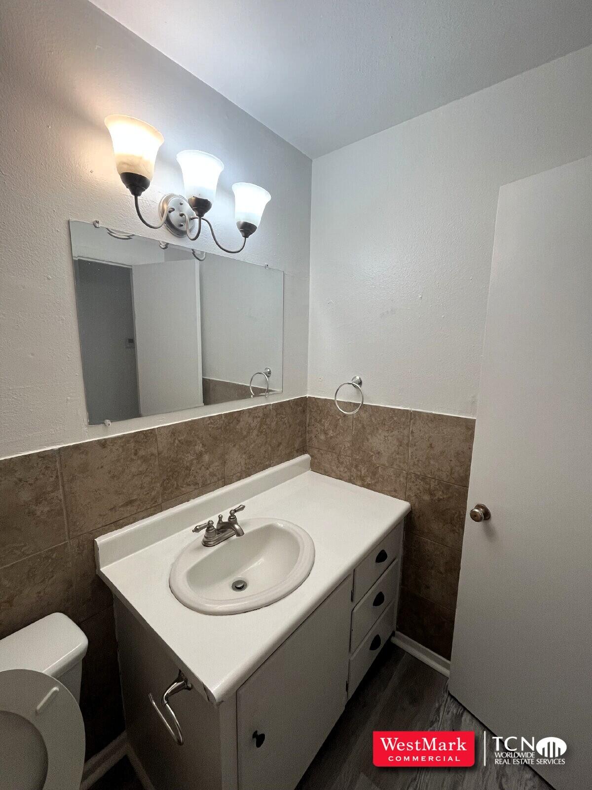 3511-3519 35th Street Lubbock, TX 79413 - Photo 9 of 19 3513 A 35th-10