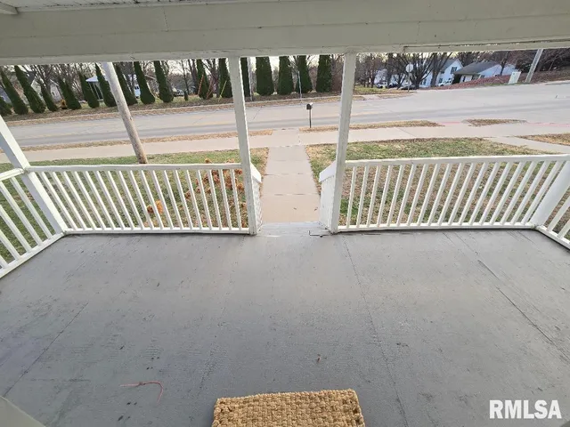 $139,900 | 418 19th Avenue North, Clinton, IA 52732