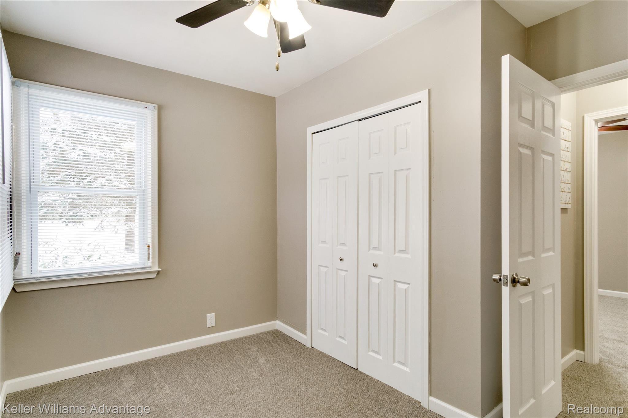 3879 Mapleleaf Road Waterford, MI 48328 - Photo 22 of 22 Bedroom 4.jpg