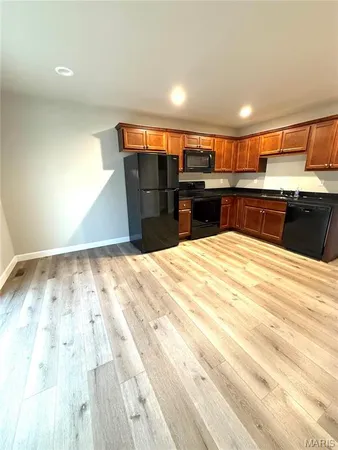 $1,895 | 1320 Mc Kinley Street, Unit B, Mascoutah, IL 62258