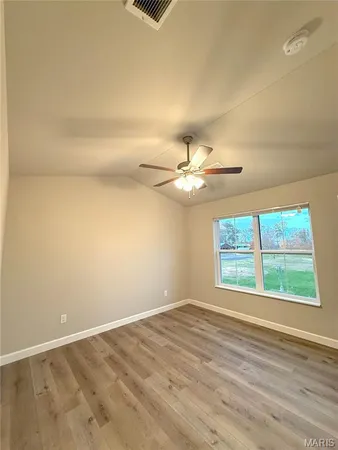 $1,895 | 1320 Mc Kinley Street, Unit B, Mascoutah, IL 62258
