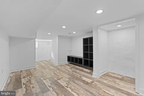 $309,900 | 345 Roseberry Street, Philadelphia, PA 19148