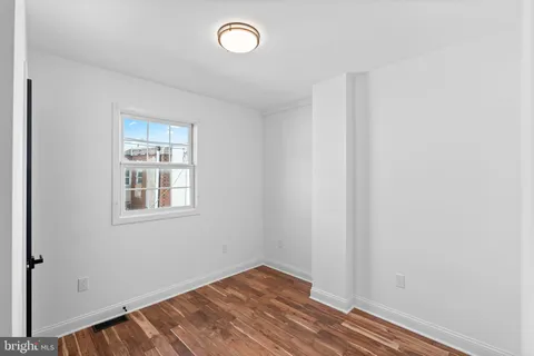 $309,900 | 345 Roseberry Street, Philadelphia, PA 19148