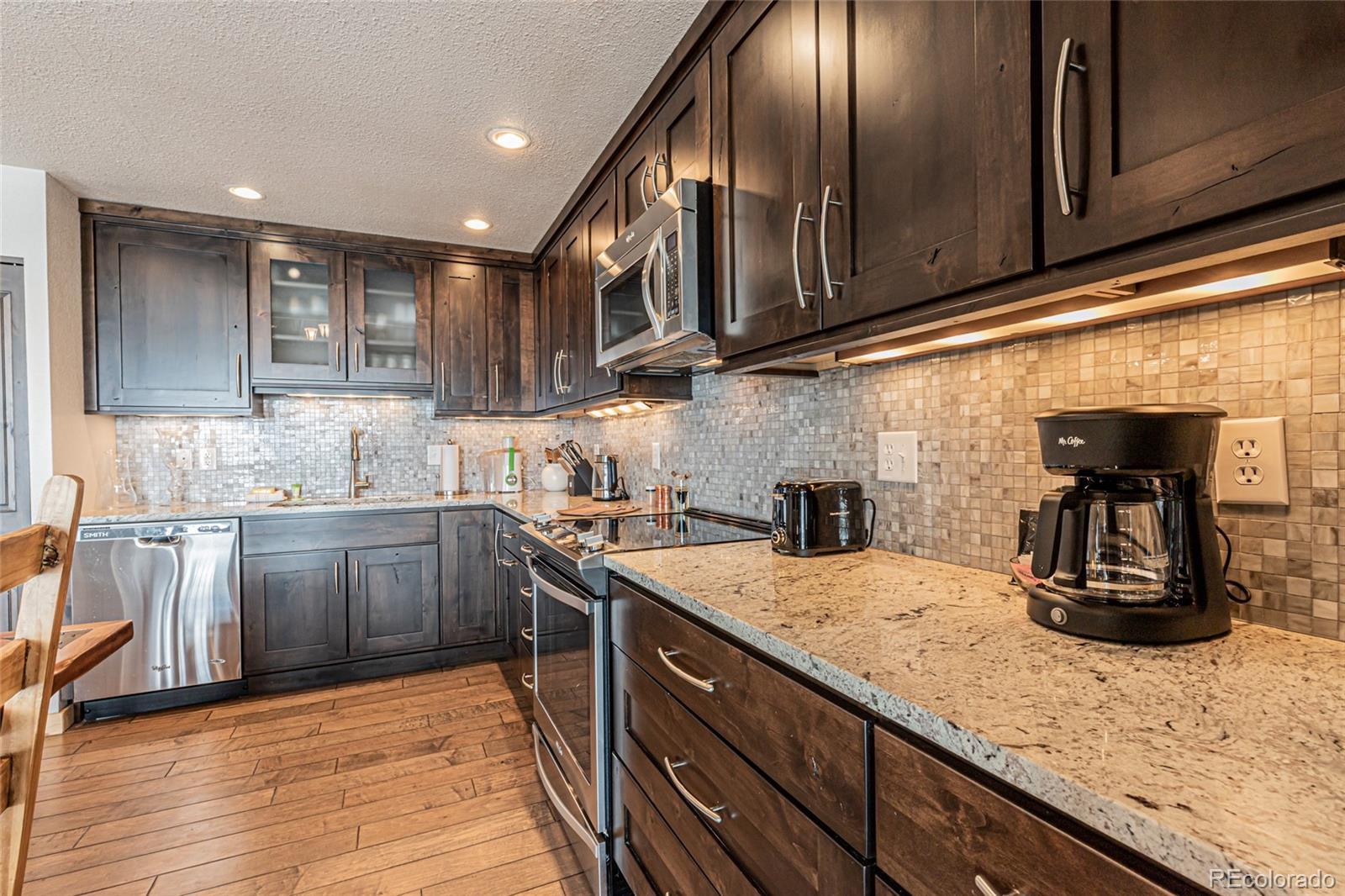 2602 Longthong Road, Unit 307 Steamboat Springs, CO 80487 - Photo 6 of 29 Gallery Image 6