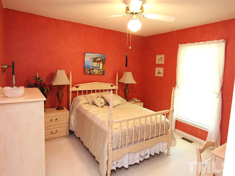 4606 Holloman Road Durham, NC 27703 - Photo 8 of 13 Gallery Image 8