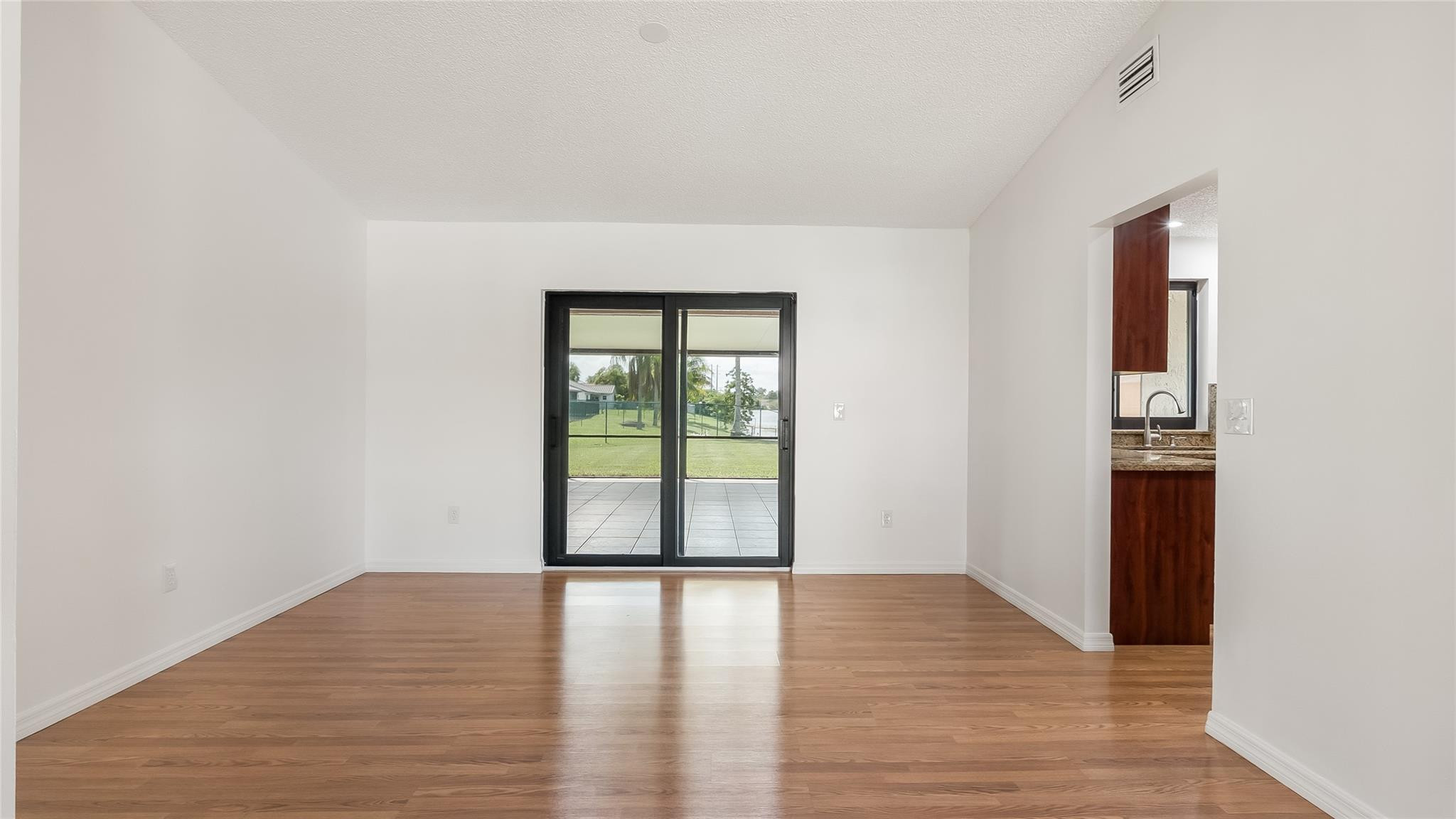 15600 Huntridge Road Davie, FL 33331 - Photo 20 of 49 Photo 20