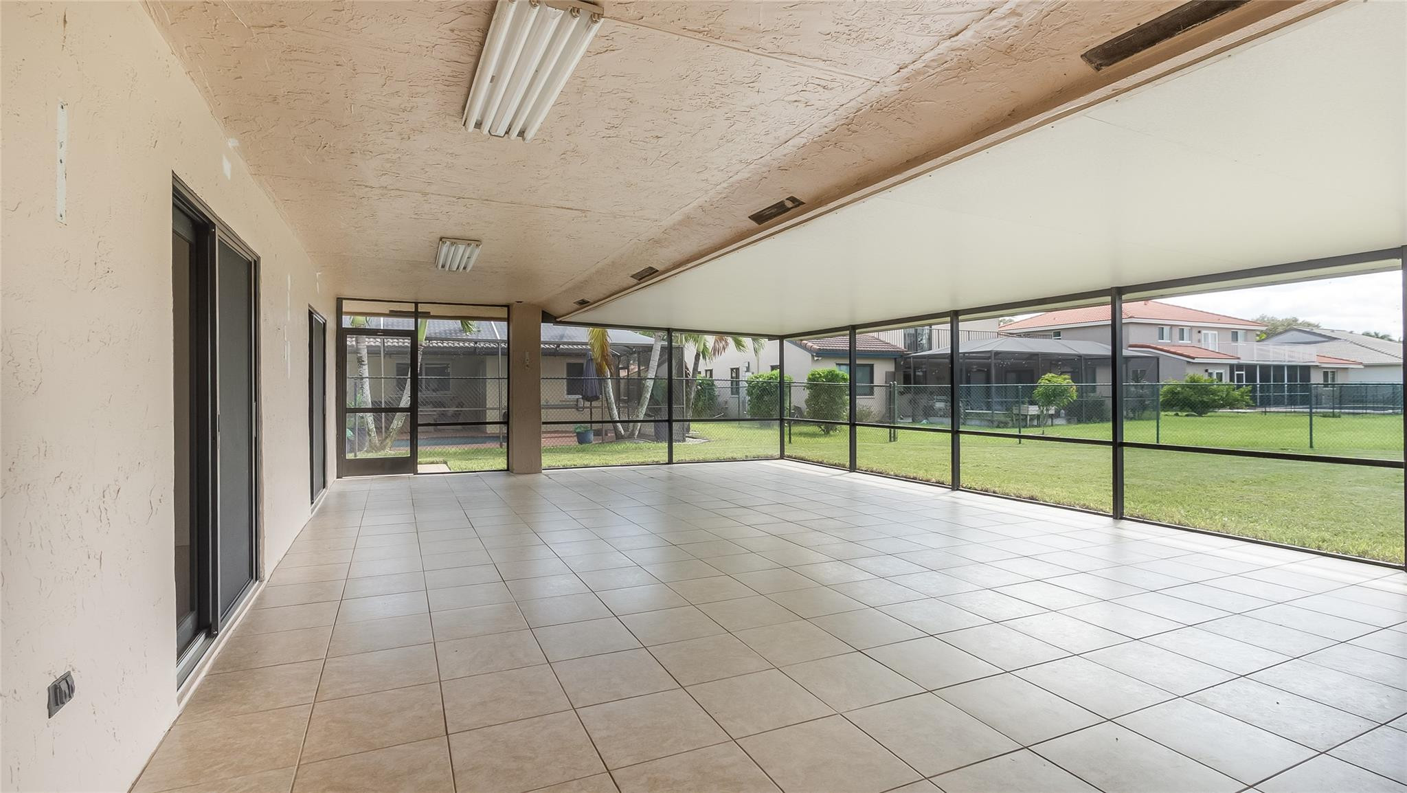 15600 Huntridge Road Davie, FL 33331 - Photo 33 of 49 Photo 33