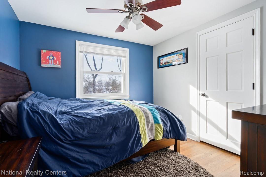 455 Cherry Tree Lane Rochester, MI 48306 - Photo 24 of 35 Fifth bedroom