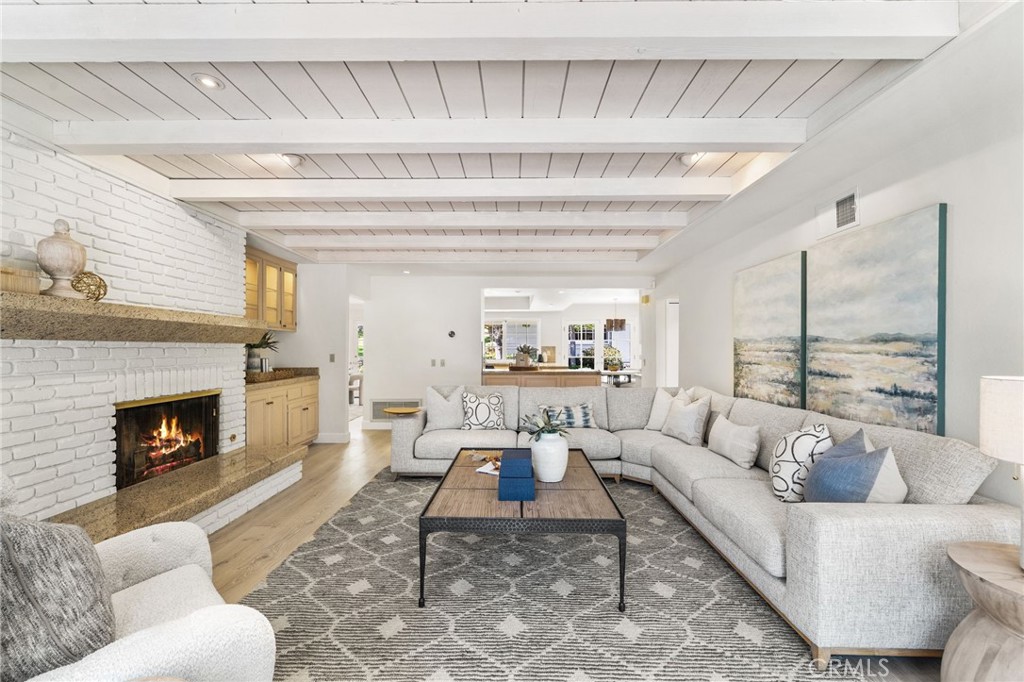 10982 Bent Tree Road North Tustin, CA 92705 - Photo 12 of 42 Gallery Image 12