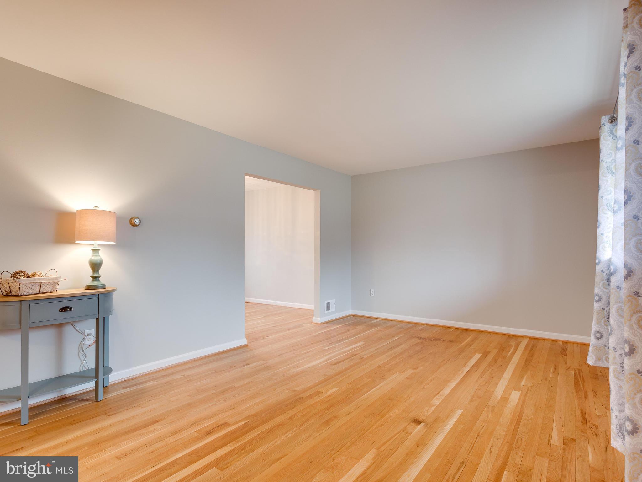 6903 Rolling Road Springfield, VA 22152 - Photo 3 of 29 Family Room