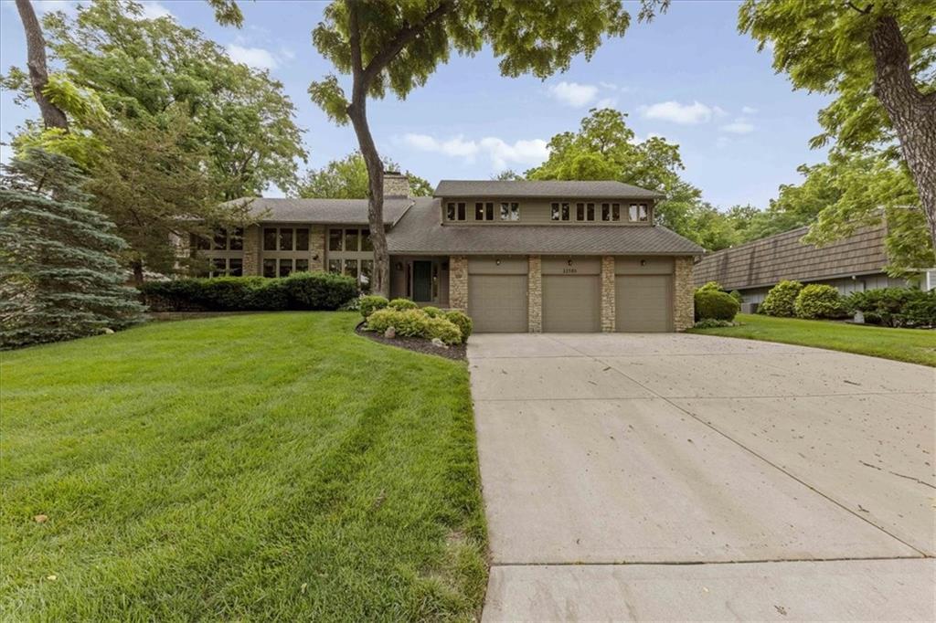 12503 Overbrook Road Leawood, KS 66209 - Photo 1 of 33