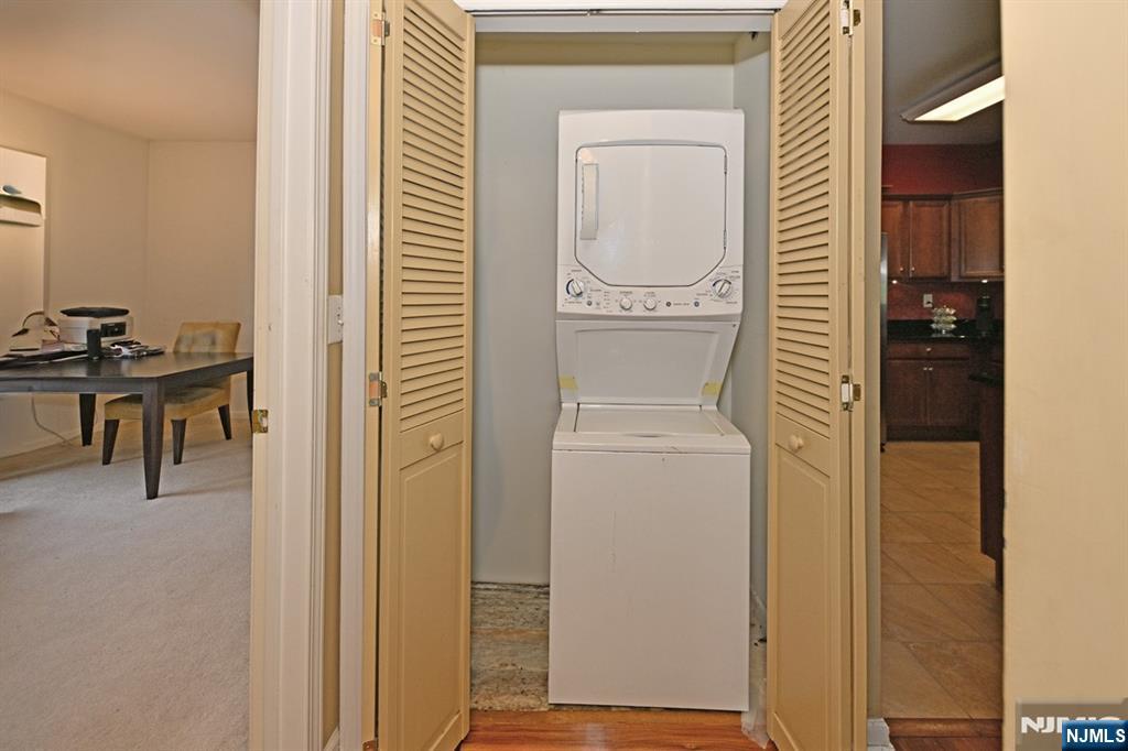 175 Rochelle Avenue, Unit 301 Rochelle Park, NJ 07662 - Photo 15 of 24