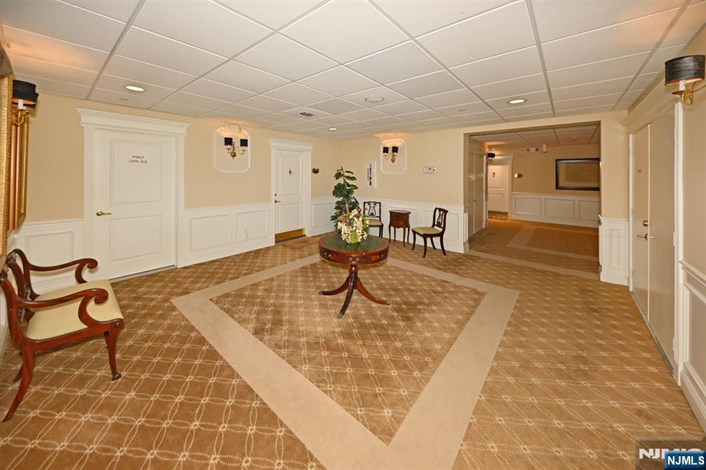 175 Rochelle Avenue, Unit 301 Rochelle Park, NJ 07662 - Photo 22 of 24