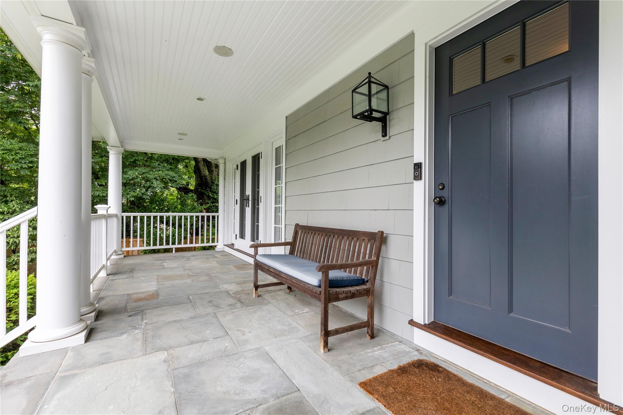 394 Park Avenue Rye, NY 10580 - Photo 2 of 36 Front Porch