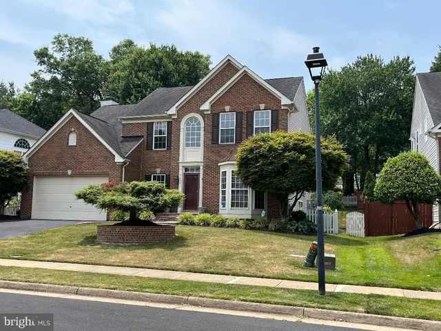 $4,900 | 5453 Mittendorff Lane, Alexandria, VA 22315