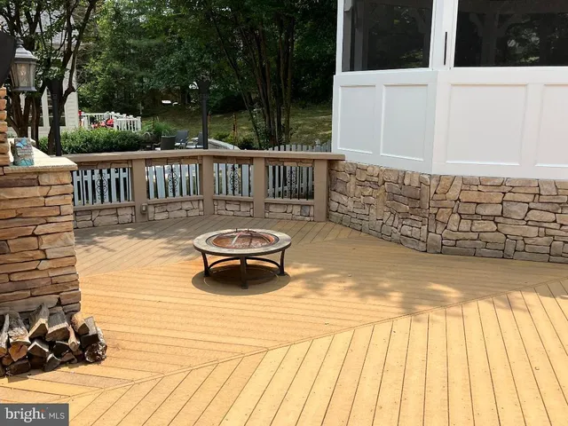 $4,900 | 5453 Mittendorff Lane, Alexandria, VA 22315