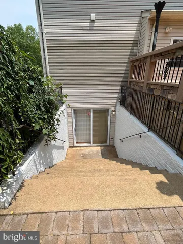 $4,900 | 5453 Mittendorff Lane, Alexandria, VA 22315