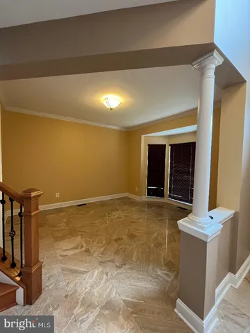 $4,900 | 5453 Mittendorff Lane, Alexandria, VA 22315