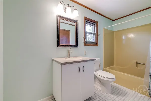 $380,000 | 388 White Hill Road, Sylvania, GA 30467